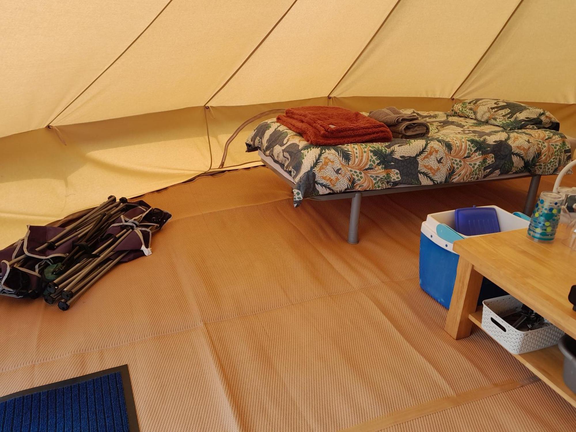 Cornish Skies Glamping Pool Dış mekan fotoğraf